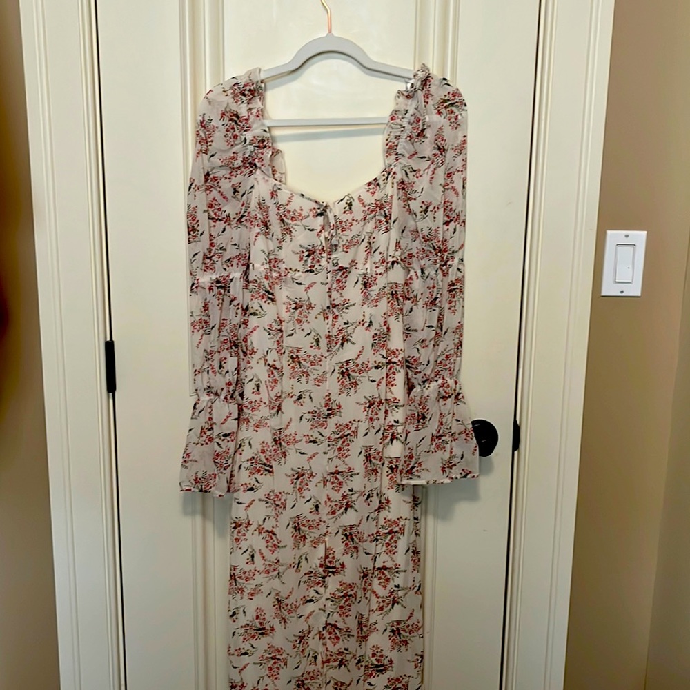 Beautiful MISSGUIDED DRESS